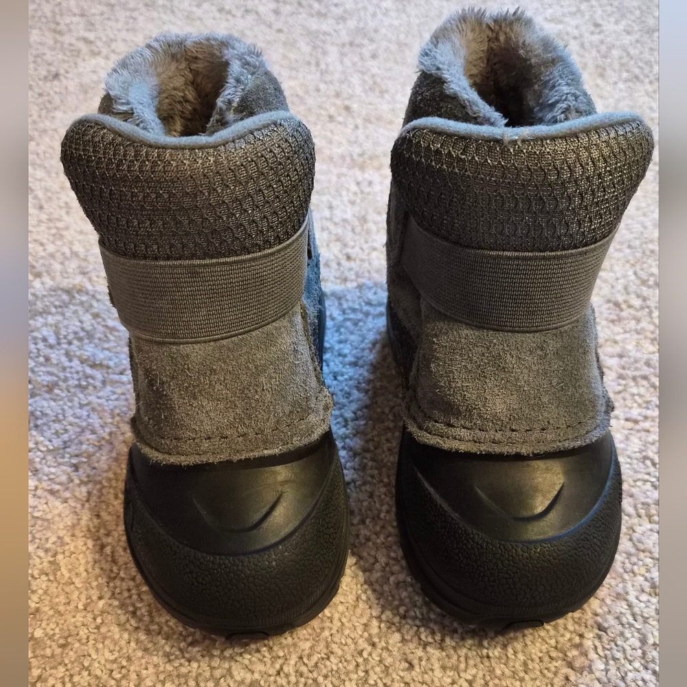 The North Face Kids' Black and Gray Boots